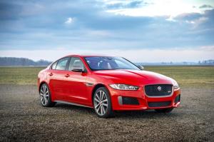 2018 Jaguar XE & XF 300 Sport