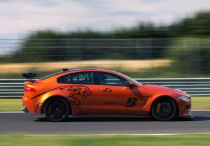2018 Jaguar XE SV Project 8