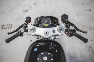 2018 Triumph Thruxton R by deBolex