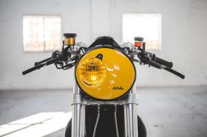 2018 Triumph Thruxton R by deBolex