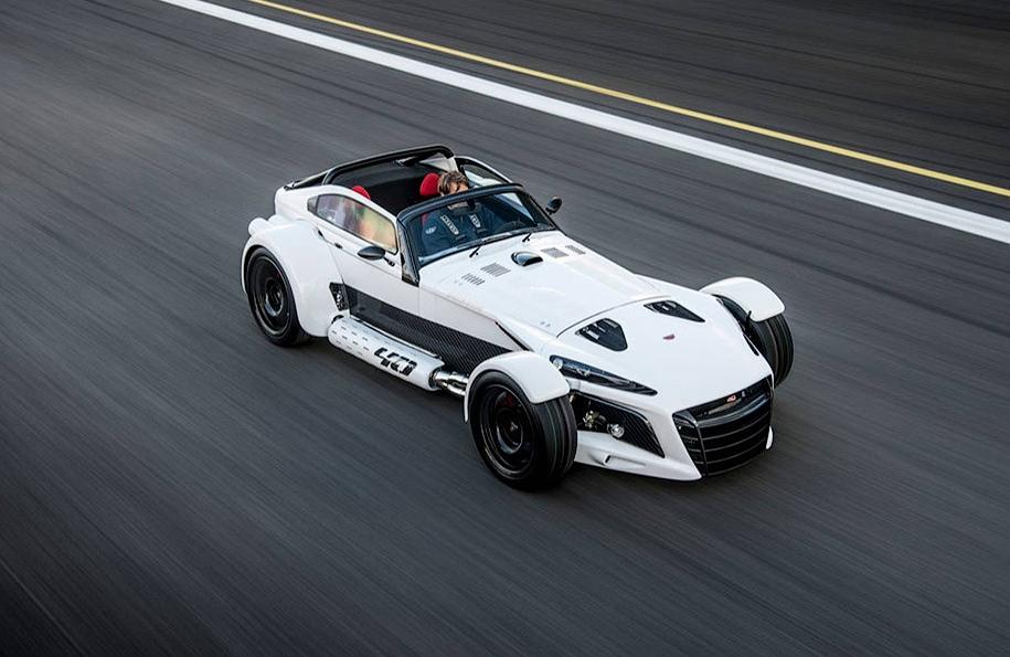Donkervoort отмечает 40-летний юбилей выпуском экстремального спорткара