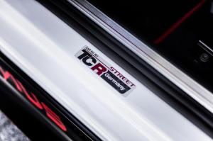 2018 Volkswagen Golf GTI TCR Germany Street