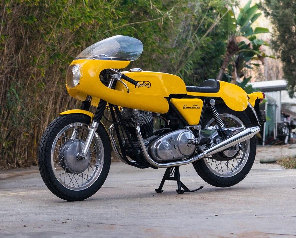 Гоночный Norton Commando Production Racer ака Yellow Peril