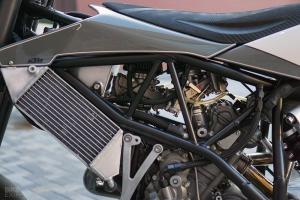 2005 KTM 950SMR by Hazan Motorworks