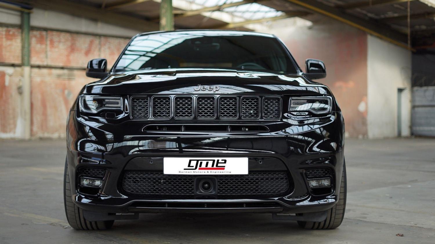 Мастера ателье GME поработали над внедорожником Jeep Grand Cherokee SRT