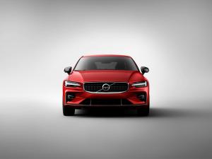 2018 Volvo S60 T6 R-Design