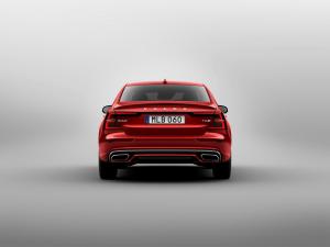 2018 Volvo S60 T6 R-Design