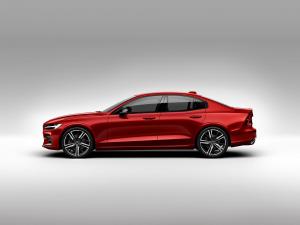 2018 Volvo S60 T6 R-Design