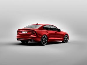 2018 Volvo S60 T6 R-Design