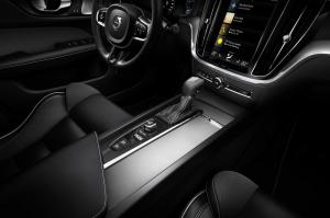 2018 Volvo S60 T6 R-Design