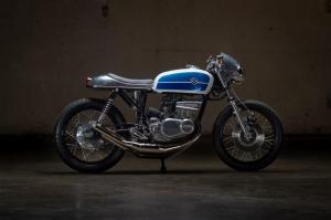 Cafe Cycles: кафе рейсер Suzuki GT380