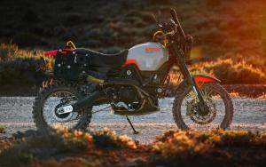 Earle Motors: кастом турэндуро Scrambler Ducati Desert Sled