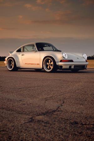 2018 Porsche 911 DLS by Singer