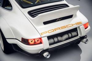 2018 Porsche 911 DLS by Singer