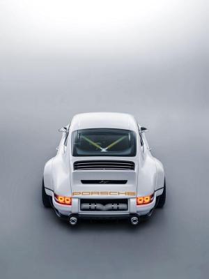 2018 Porsche 911 DLS by Singer