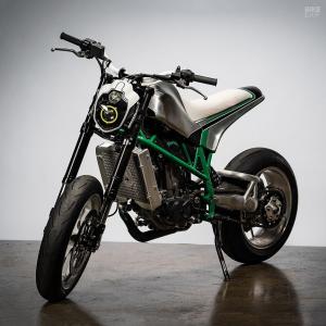 2013 KTM Duke 690 Scalpel by Fuller Moto