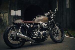 1974 Honda CB750K Kali by Contach Longboards