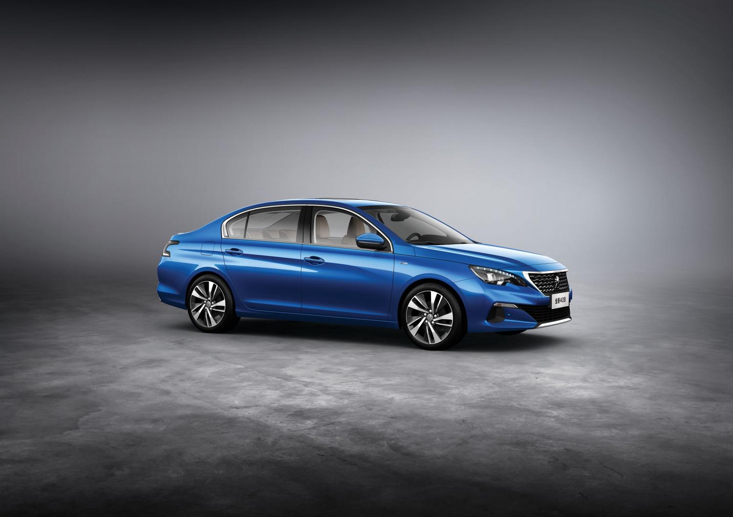 Peugeot обновила седан 408