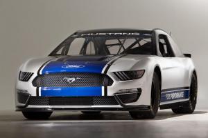 2019_Ford NASCAR Mustang