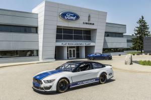 Ford NASCAR Mustang 2019
