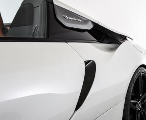 2018 BMW i8 Roadster by AC Schnitzer