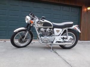 1972 Honda CB450 Sanitary White by Chattahoochee Skunkworks