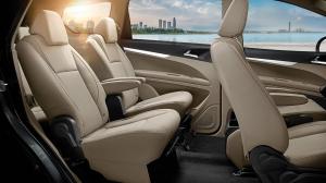 2018 Mahindra Marazzo