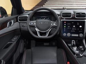 2018 LYNK&Co 03