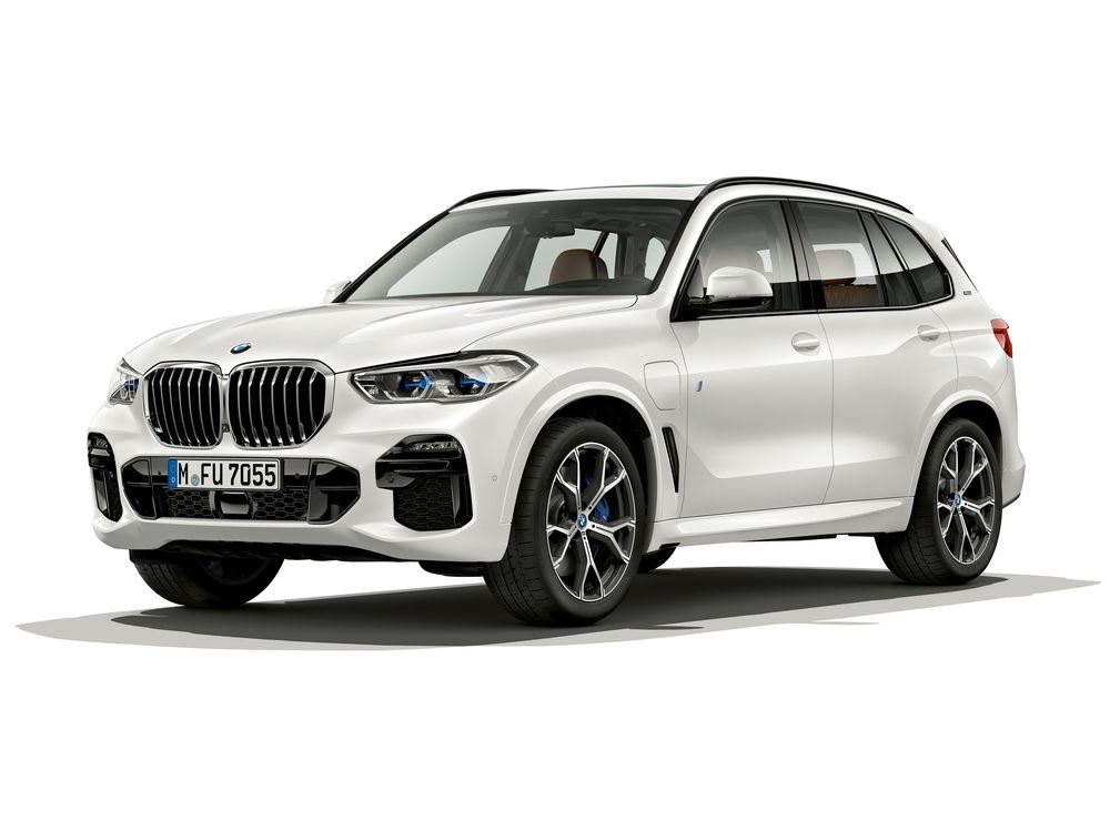 BMW X5 нового поколения превратили в гибрид