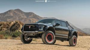 Ford F-150 Raptor стал более экстремальным внедорожником со "звездным" потолком