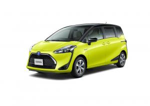 Базовая Toyota Sienta стала пятиместной и подешевела после обновления