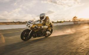 1999 Suzuki Bandit 1200 Colonel Butterscotch by ICON 1000