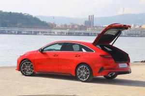 2019 Kia ProCeed GT