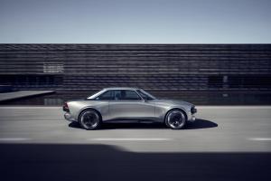 2018 Peugeot e-Legend Concept