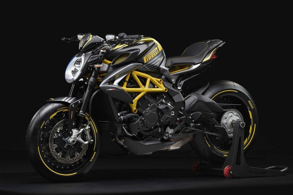 Лимитированные стритфайтеры MV Agusta Dragster 800 RR Pirelli