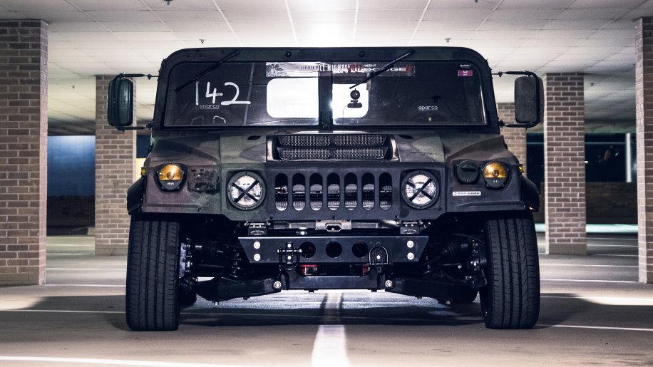 Американцы построили заниженный Hummer H1 для трека