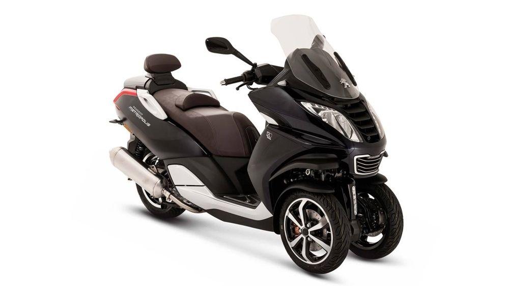 Юбилейный Peugeot Metropolis 400 с камерами