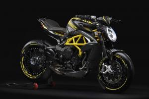 2018 MV Agusta Dragster 800 RR Pirelli