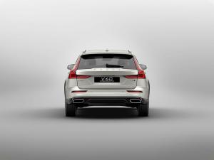 2018 Volvo V60 T5 Cross Country