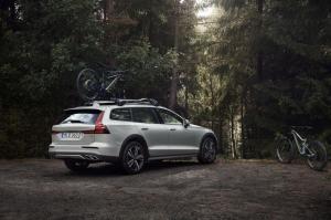 2018 Volvo V60 T5 Cross Country