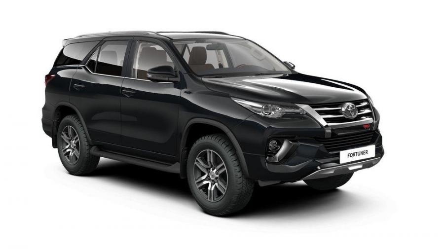 Toyota привезла в Россию спецверсию Fortuner