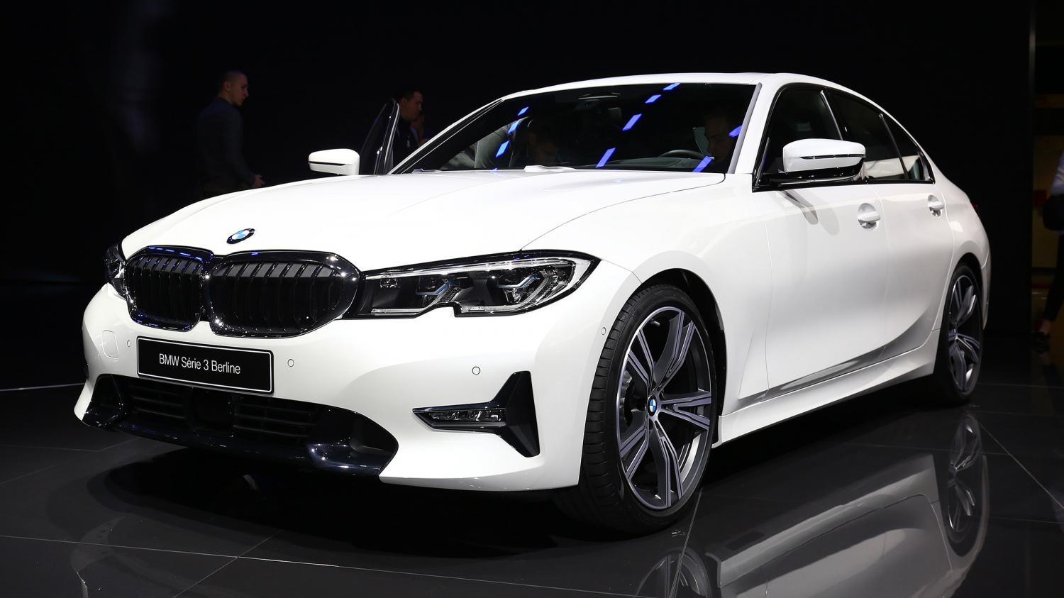 BMW представила «тройку» нового поколения