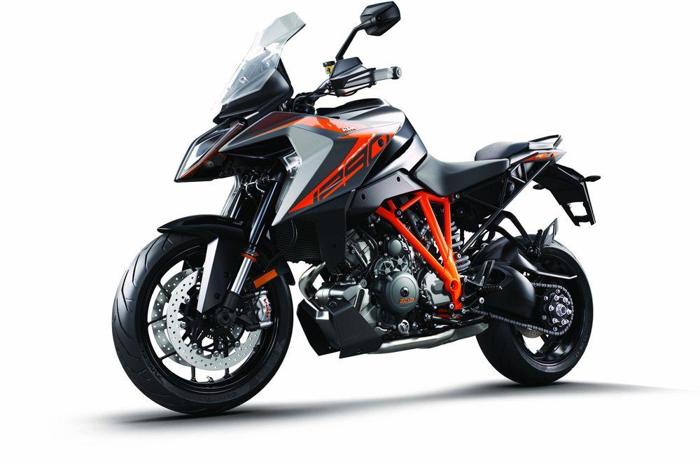 Новый мотоцикл KTM 1290 Super Duke GT