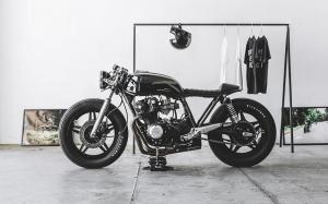1981 Yamaha XS650 Whippet by Hookie Co.