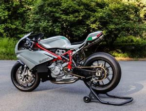 2005 Ducati 749 by Jett Design x Motorelic