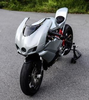 2005 Ducati 749 by Jett Design x Motorelic