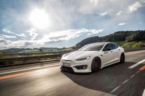 2017 Tesla Model S P100D by Prior Design