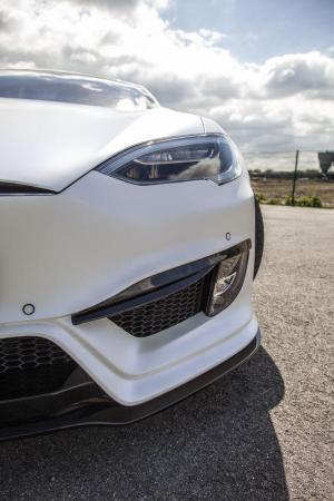 2017 Tesla Model S P100D by Prior Design