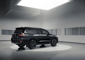 2018 Lexus LX570 Inspiration Series