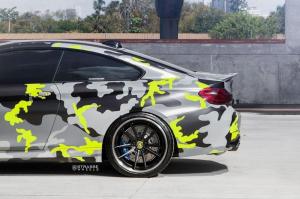 2018 BMW M4 Coupe on Strasse Wheels (SV1 Deep Concave FS)